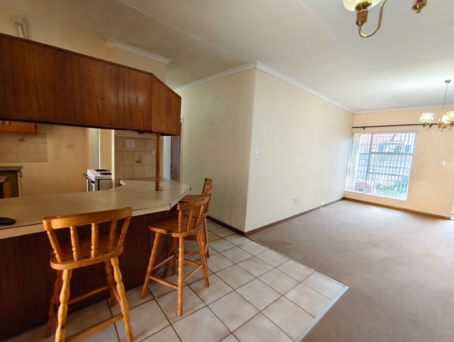To Let 2 Bedroom Property for Rent in Pellissier Free State